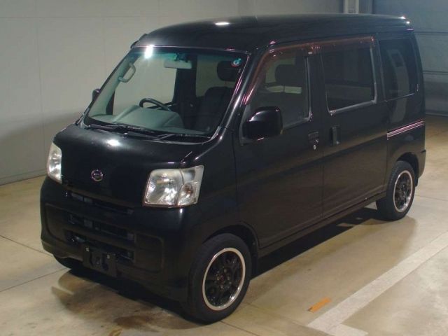 7282 Daihatsu Hijet van S331V 2011 г. (TAA Kinki)